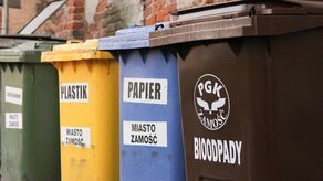 Jeszcze drożej za odpady? Nowe stawki i zasady. "Było bardzo burzliwe posiedzenie"