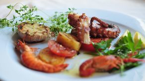 Krewetki i ośmiornice. Polecamy przepisy na niedzielny obiad