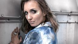 Tęsknota za bieganiem boso po trawie. Rozmowa z UrKą, lubelską wokalistką