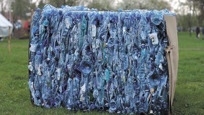 Statystyczny Polak zużywa coraz więcej opakowań. Eksperci alarmują, że tendencja jest rosnąca