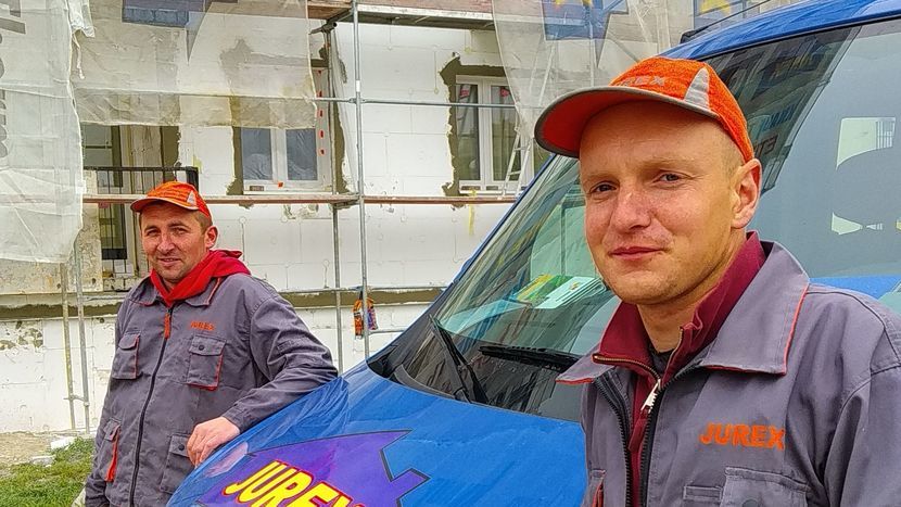 Vladymir i jego kolega Oleh są zadowoleni z pobytu w Chełmie. Pracują legalnie, a sama praca – jak mówią – nie jest ciężka<br />
<br />
