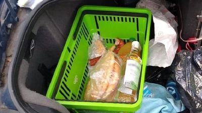 Lubelskie: Pijani uciekali przed policją. Wcześniej okradli dwa sklepy