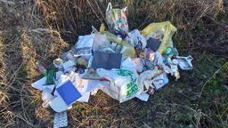 Mieszkaniec Lublina słono zapłaci za wyrzucenie odpadów w krzaki. W śmieciach były jego dane osobowe