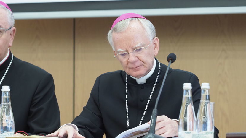 Abp Marek Jędraszewski podczas zebrania plenarnego Konferencji Episkopatu Polski na KUL w 2017 roku<br />
