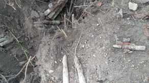 Nietypowe znalezisko w powiecie zamojskim. Operator koparki wykopał pociski [zdjęcia]