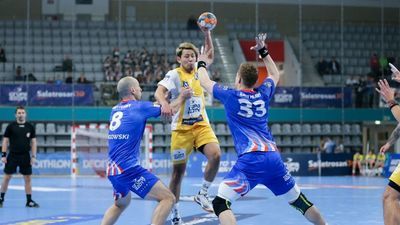 W środę puławianie rozbili Grupą Azoty Tarnów 35:21. Jaki wynik przywiozą w sobotę z Piotrkowa Trybunalskiego?
