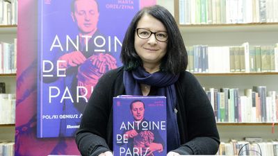 Zaczynam też poszukiwania w archiwach, chcę sprawdzić, czy mieszkanki Lublina czesały się u króla fryzjerów. Jest to bardzo prawdopodobne, w tutejszym Teatrze Starym występowały największe gwiazdy tamtych czasów - mówi Marta Orzeszyna, autorka biografii "Antoine de Paris. Polski geniusz światowego fryzjerstwa"