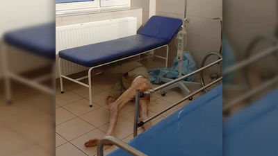 Półnagi mężczyzna leżał na podłodze w szpitalu MSWiA w Lublinie. Wołał o pomoc, ale personel miał nie reagować