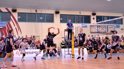 Siatkarze LUK Politechniki dopisali kolejne trzy punkty. Tym razem ograli na wyjeździe Mickiewicza Kluczbork 3:0