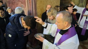 Od środy popielcowej katolicy rozpoczynają czas postu, modlitwy i jałmużny
