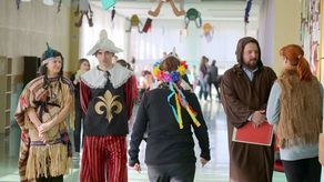 Tegoroczne „Dni otwartych drzwi” w Szkole Podstawowej nr 43 im. Ignacego Paderewskiego w Lublinie zorganizowano pod hasłem „W krainie czekolady”