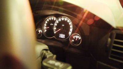 Kolejny samochód z cofniętym licznikiem. Kierowca tłumaczył się błędem diagnosty