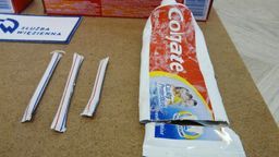 Zamość: Więzień dostał w paczce pastę do zębów. W środku było coś innego 