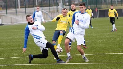 Avia wyraźnie lepsza od Łady. Kadra świdniczan już w komplecie