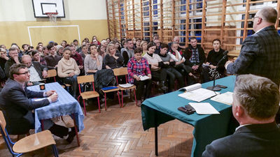 Nie chcą likwidacji szkoły w Wierzchowiskach. "Będziemy walczyć. Na pewno nie odpuścimy tego tematu"