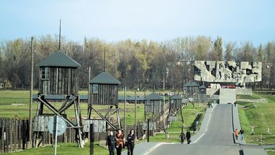 Blisko 100 tys. odwiedzających muzeum na Majdanku przyjechało w zeszłym roku z zagranicy