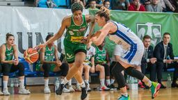 Briana Day zakończyła mecz z double-double – miała 28 punktów i 17 zbiórek.