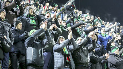 Kibice Górnika Łęczna liczą, że ich zespół wróci na zaplecze PKO BP Ekstraklasy
