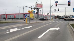 Wyjazd z ul. Gęsiej ma być łatwiejszy. Zmienili znaki, przestroili sygnalizację