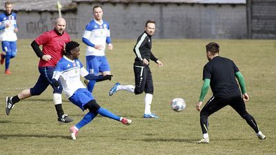 Tomasovia – Świdniczanka 2:1. Obie drużyny postawiły na atak