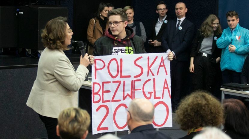 Bartosz Marzec wystąpił z transparentem „Polska bez węgla 2030”