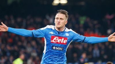 Pomysłowy trening Piotra Zielińskiego. Reprezentant Polski doskonalił drybling ze swoim psem [wideo]