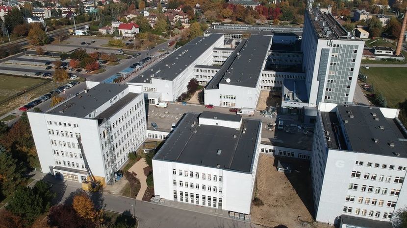 U dwóch pacjentów szpitala przy al. Kraśnickiej w Lublinie potwierdzono zakażenie koronawirusem