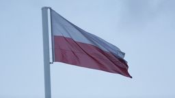 Przedsiębiorcy apelują: Wywieście flagi żeby nam pomóc. Zapowiadają też najazd na stolicę