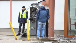 W nocy nieznani sprawcy wysadzili w powietrze bankomat w Lublinie [zdjęcia]