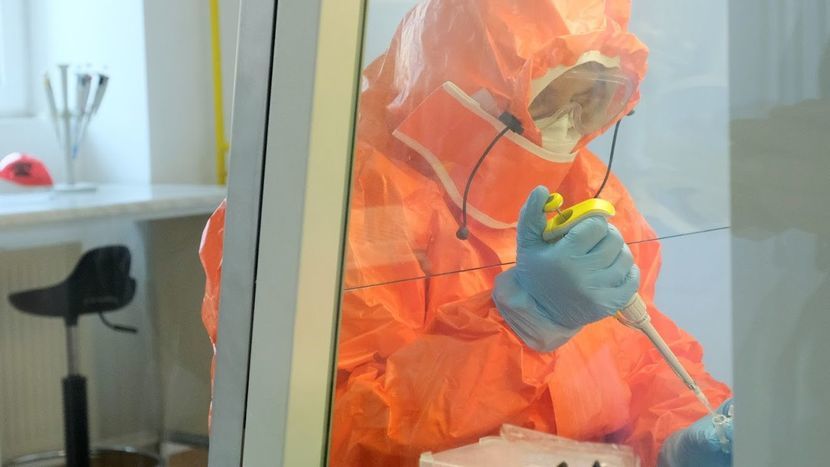 Mamy 28 nowych przypadków zakażenia koronawirusem, potwierdzonych pozytywnym wynikiem testów laboratoryjnych – informuje Ministerstwo Zdrowia