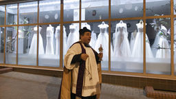 Duchowny przeszedł ulicami Lublina z relikwiami św. Antoniego. Innych zachęcał do modlitwy [zdjęcia]