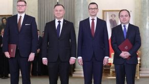 Od lewej Michał Woś, Andrej Duda, Mateusz Morawiecki oraz Konrad Szymański.