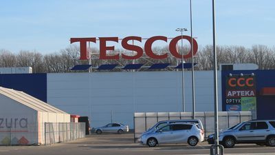 Zwolnienia grupowe w Tesco w Puławach. Jest data zamknięcia sklepu
