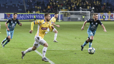 III liga: Trzy warianty dokończenia sezonu w grupie czwartej