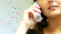 Wsparcie czeka przy słuchawce na tych, którzy boją się pandemii