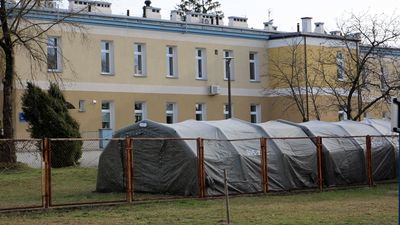 W całym województwie z powodu zakażenia lub podejrzenia infekcji koronawirusem hospitalizowanych jest 25 osób. Żadna z nich nie przebywa obecnie w Puławach