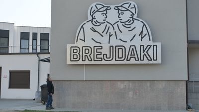 Brejdaki już świecą przy ul. Zamojskiej. Nowy neon w Lublinie