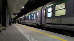 Planujesz podróż pociągiem? PKP wydało zalecenia w związku z koronawirusem