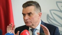 Koronawirus: Będą mierzyć temperaturę osobom jadącym pociągami do woj. lubelskiego. Zalecenia wojewody