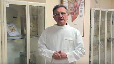 Na zdjęciu: prof. Ryszard Maciejewski, dziekan wydziału lekarsko-dentystycznego Uniwersytetu Medycznego