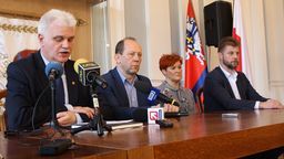 Sytuacja jest nadzwyczajna. Władze powiatu oraz kierownictwo SP ZOZ zapewniają jednak, że postarają się wywiązać się z postawionych przed nimi zadań dla dobra wszystkich mieszkańców regionu i województwa lubelskiego