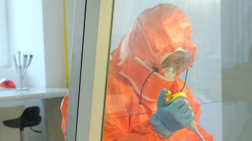 Próbki pobrane od pacjentów hospitalizowanych w szpitalach w naszym województwie są badane w laboratorium w Wojewódzkiej Stacji Sanitarno-Epidemiologicznej w Lublinie.