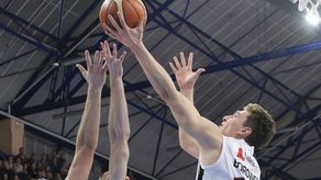 Podopieczni Davida Dedka na początku grudnia ubiegłego roku rozbili we własnej hali Anwil aż 96:71