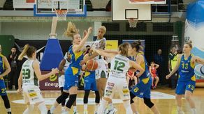 Trzy koszykarki Pszczółki Polski Cukier trenują indywidualnie. Dwa pomysły na nowy sezon