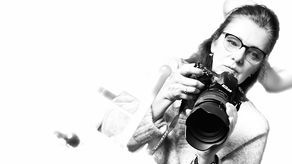 Prowadzę dwa projekty fotograficzne: „Rok w Lanckoronie„ i „Rok na Żuławach”. Współpraca z wieloma ciekawymi osobami i spoglądanie przez obiektyw aparatu  to coś, co lubię najbardziej - mówi Małgorzata Gajos-Barcikowska