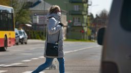 W Polsce noszenie naseczek jest od kilku dni obowiązkowe