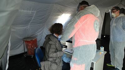 Prognoza dla Polski: Kiedy będzie szczyt zakażeń koronawirusem? Nowa data