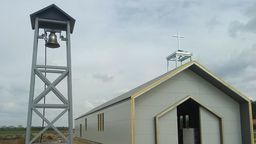 Lubelskie: Parafianie pomagają księdzu w budowie kaplicy 