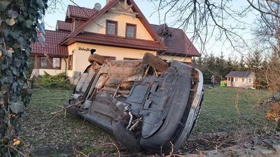Samochody wypadają z zakrętu i taranują im ogrodzenie. To się zmieni? 