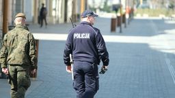 Policjantów w patrolowaniu ulic i terenów zielonych wspierają żołnierze Żandarmerii Wojskowej i Wojsk Obrony Terytorialnej